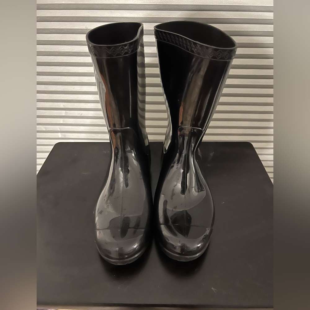 UGG Shaye Women's Black Tall Rubber Rain Boots